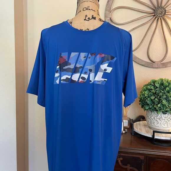 Nike DRI Fit Blue Camo Graphic Logo Short Sleeve Shirt - Picture 1 of 11